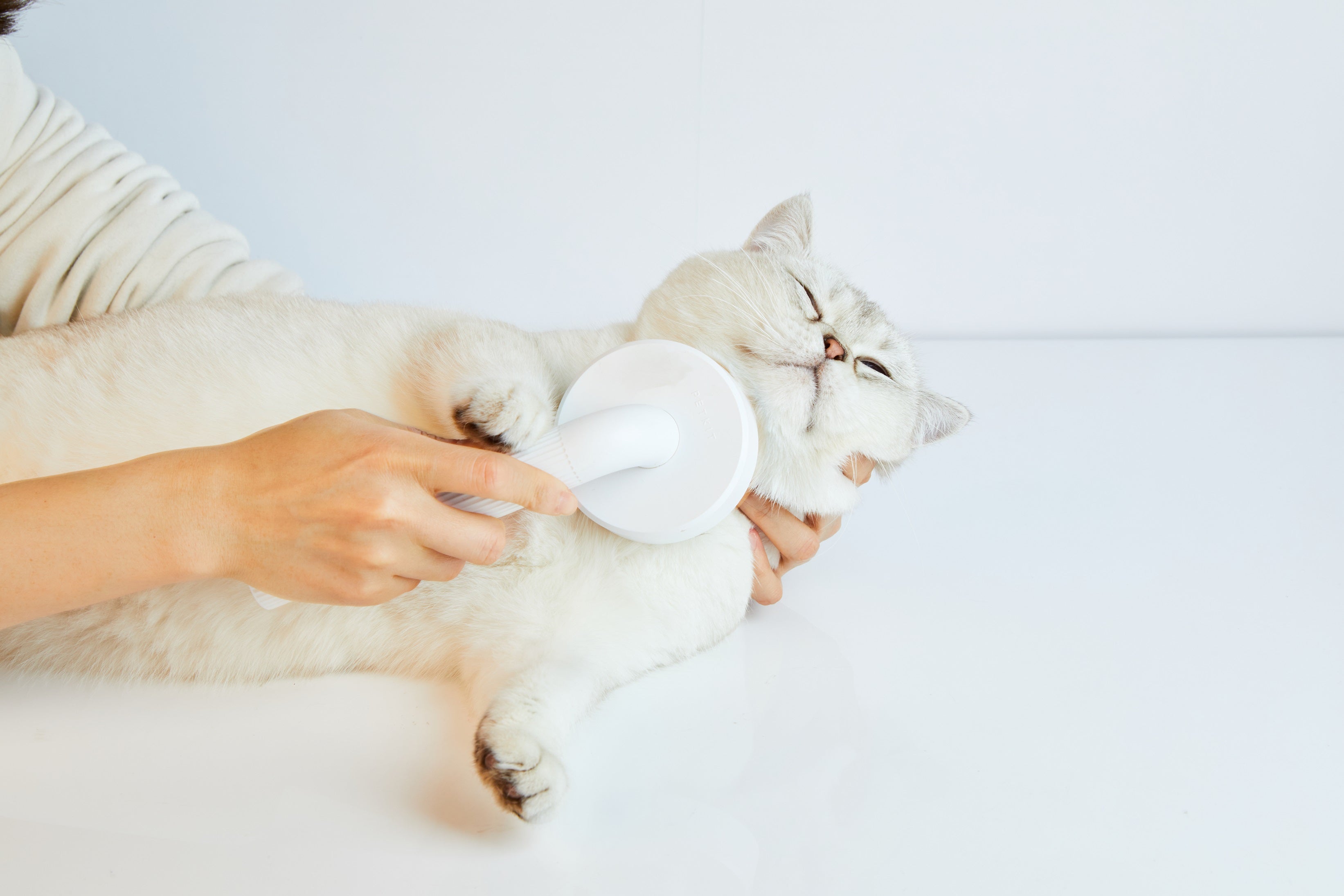 Четка за расресване Petkit Brush 2